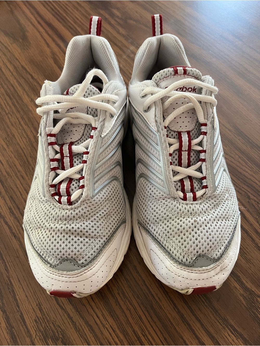 Reebok White Sneakers with Maroon Tongue Accent